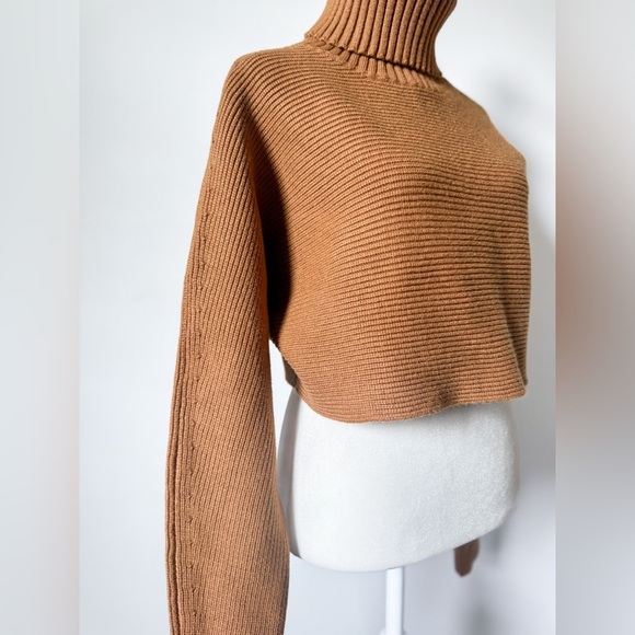 House of Harlow Cropped Cognac Turtleneck Sweater - Picture 7 of 9